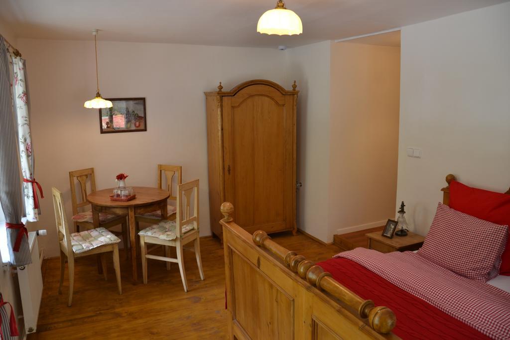Pod Svatou Annou - Penzion A Rizkovna Horni Marsov Exterior photo